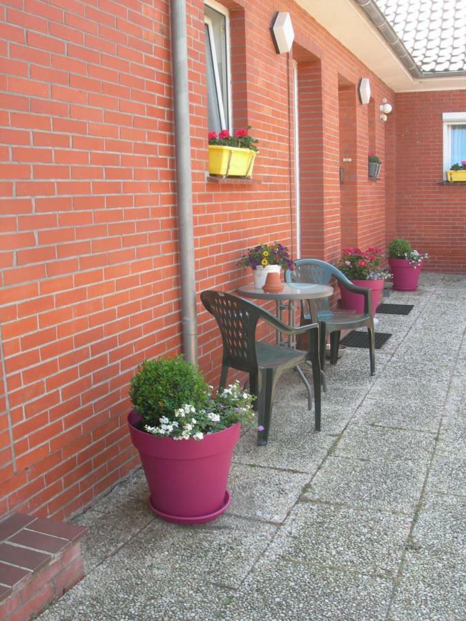 Appartements Krueger Hage Extérieur photo